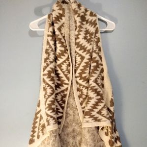 Women's sleeveless cardigan